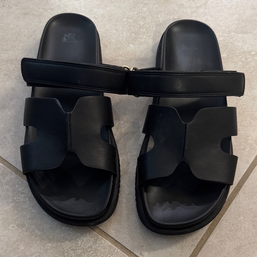 Wild Fable Women’s Black Slide Sandals